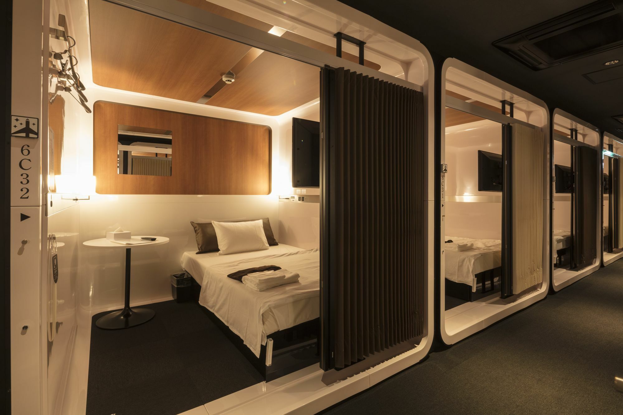 First Cabin Nishiazabu Tokyo Dış mekan fotoğraf